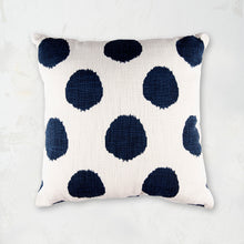 Basic Dot Decorative Pillow